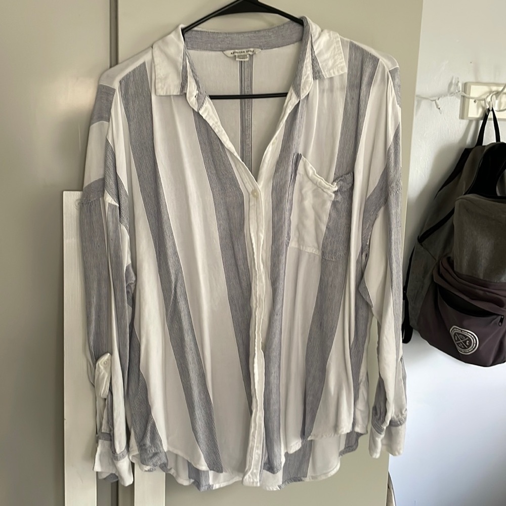 Oversized AEO button up